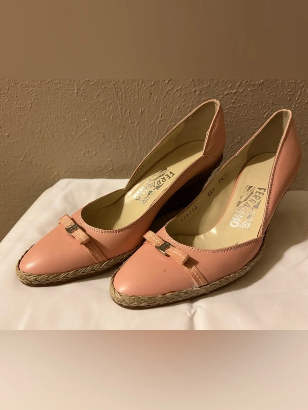 Salvatore Ferragamo 7 1/2 C  Pink Leather Bow Espadrille Wedges Shoes Pumps - Picture 2 of 13